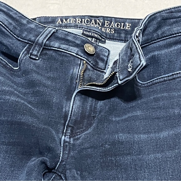 American Eagle Hi-Rise Jegging Super Stretch X 4 Distressed Dark Wash Size 2 - Picture 6 of 14